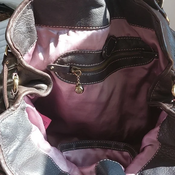 Juicy Couture lux  leather tote Gen 1  💓💕💓💕 - Picture 8 of 17